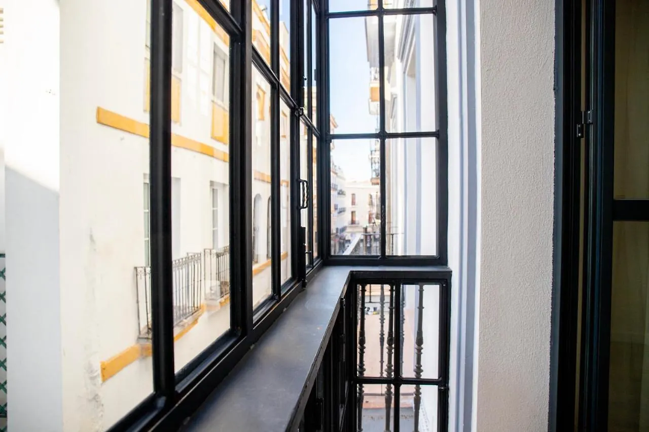 Nqn Aparts & Suites Sevilla 公寓 塞维利亚