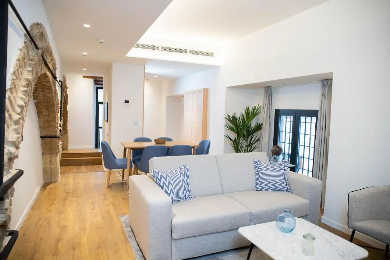 Nqn Aparts & Suites Sevilla 아파트