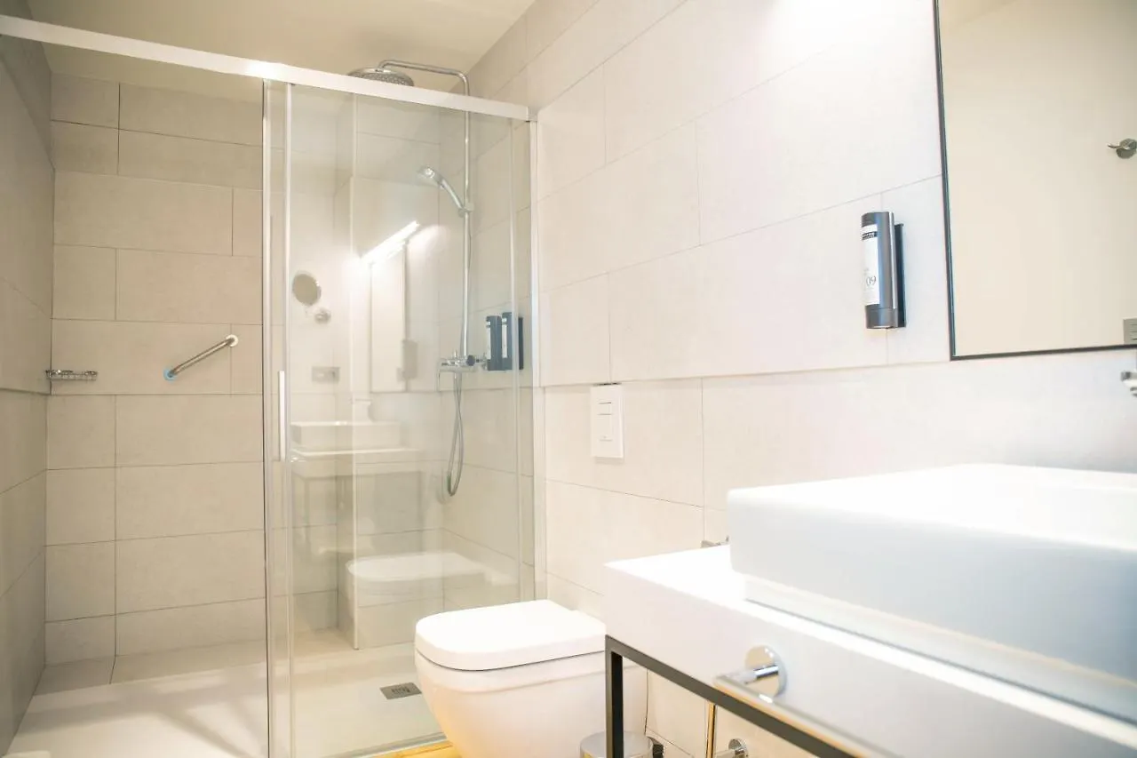 Nqn Aparts & Suites Sevilla 0*, 세비야