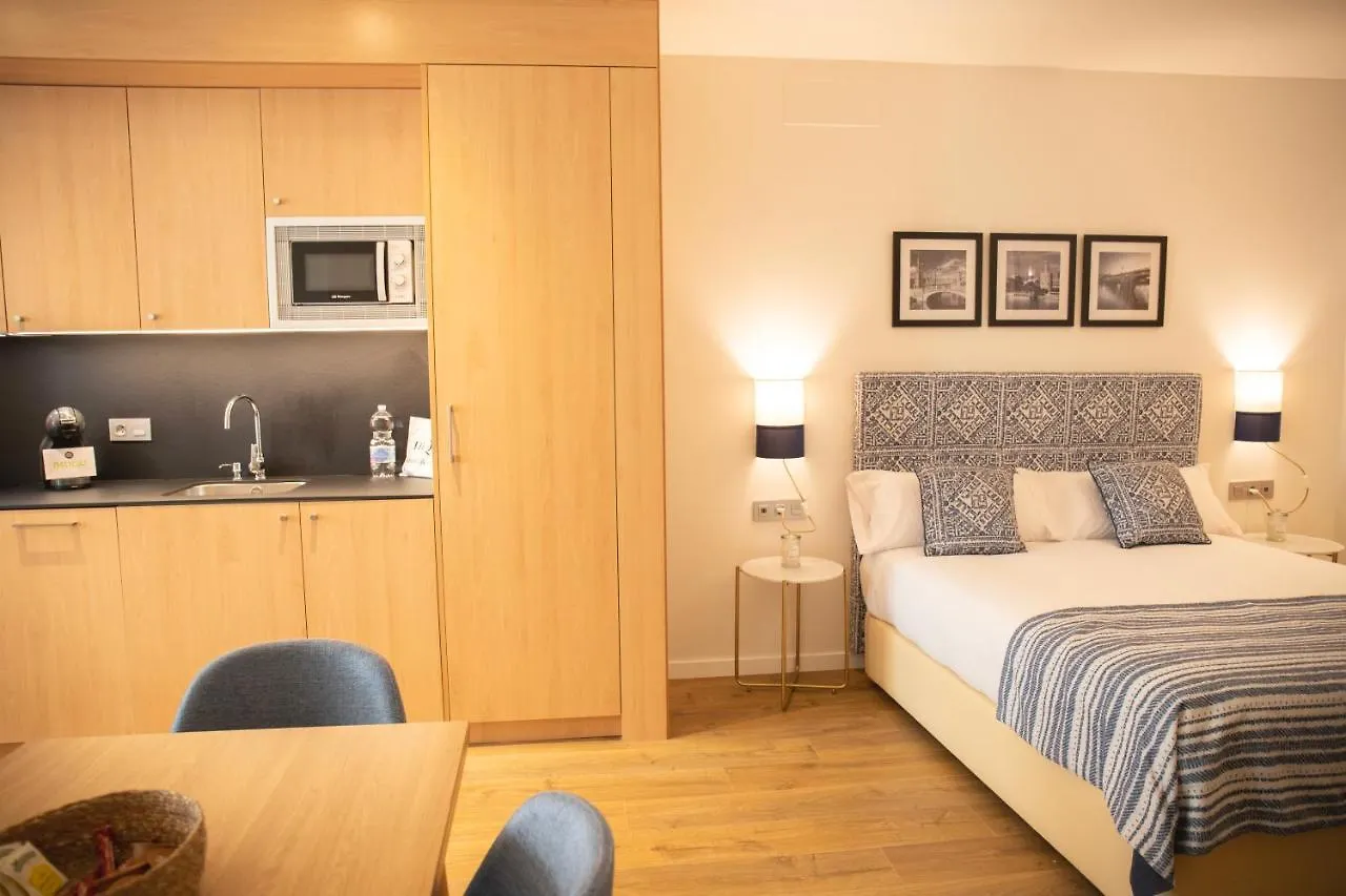 Nqn Aparts & Suites Sevilla 아파트