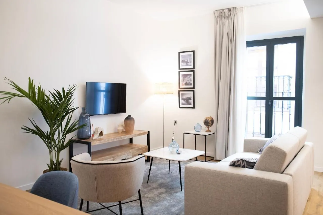 Nqn Aparts & Suites Sevilla
