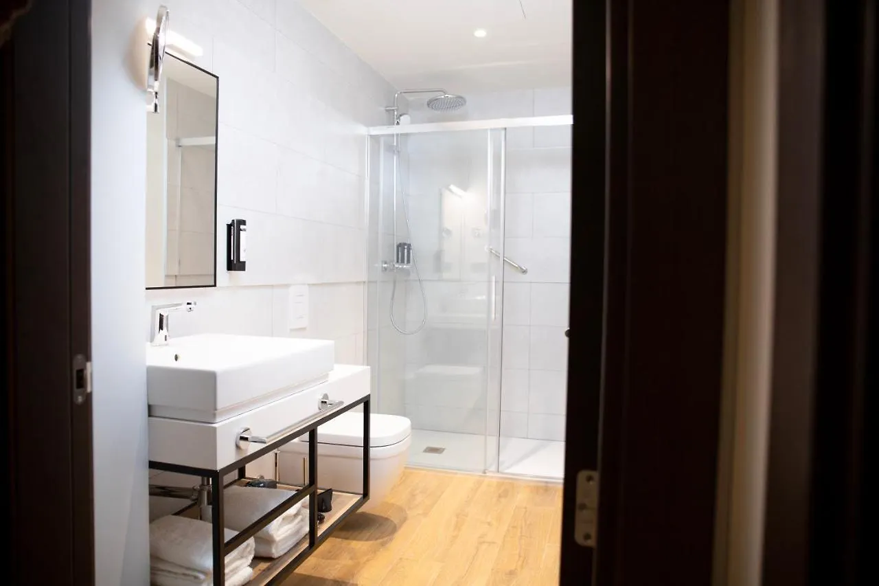 Nqn Aparts & Suites Sevilla 0*,