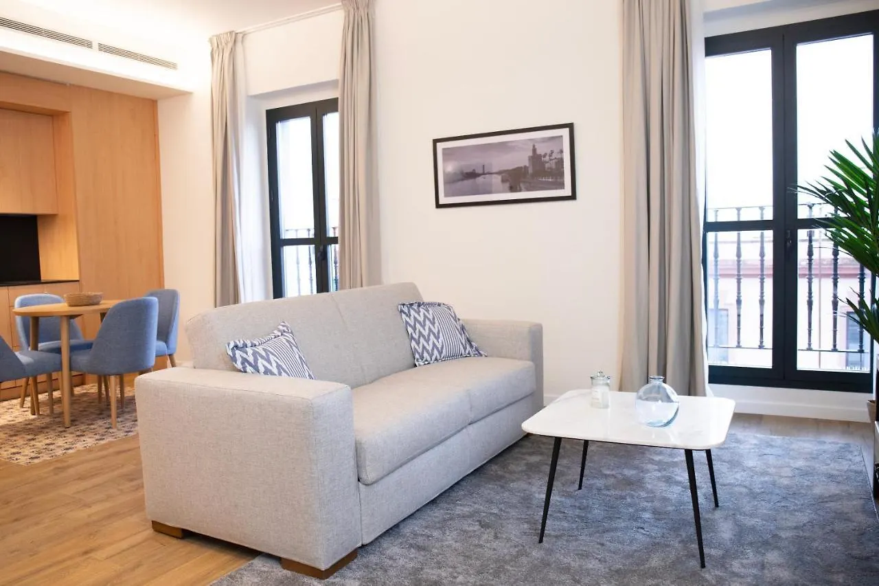 Nqn Aparts & Suites Sevilla Spanien